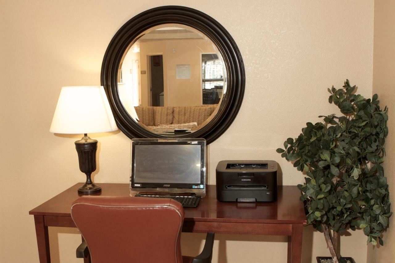 Candlewood Suites Champaign-Urbana University Area By Ihg מראה חיצוני תמונה