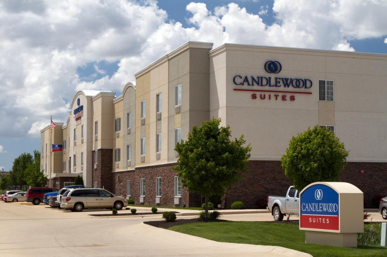 Candlewood Suites Champaign-Urbana University Area By Ihg מראה חיצוני תמונה