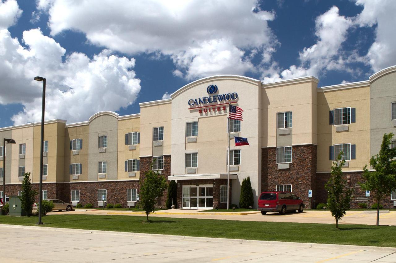 Candlewood Suites Champaign-Urbana University Area By Ihg מראה חיצוני תמונה