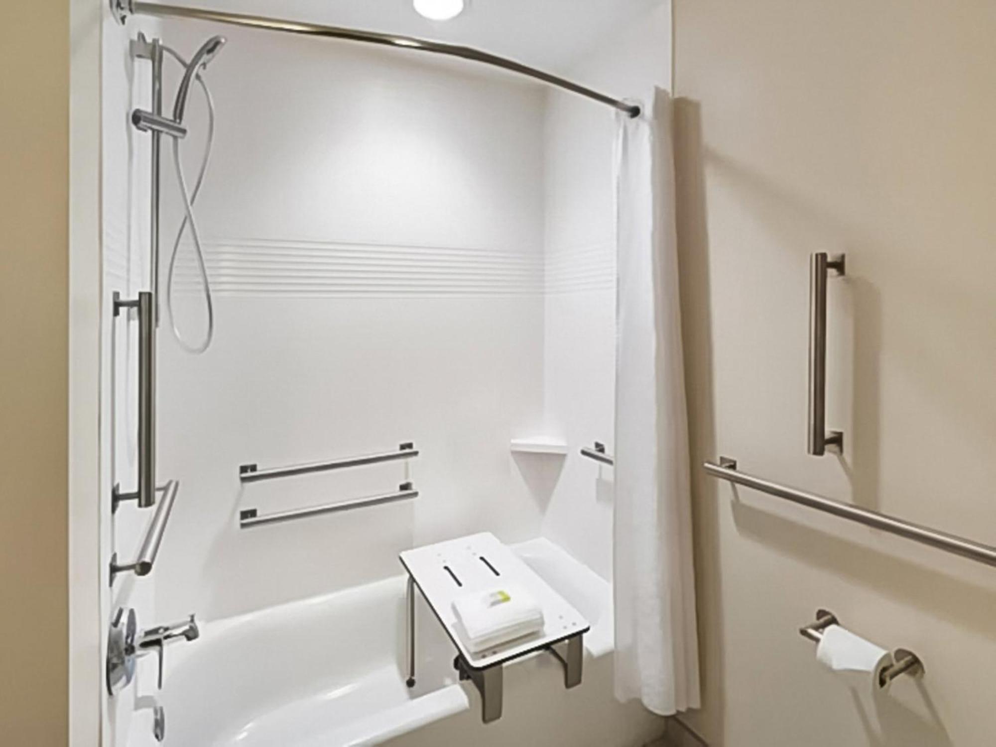 Candlewood Suites Champaign-Urbana University Area By Ihg מראה חיצוני תמונה