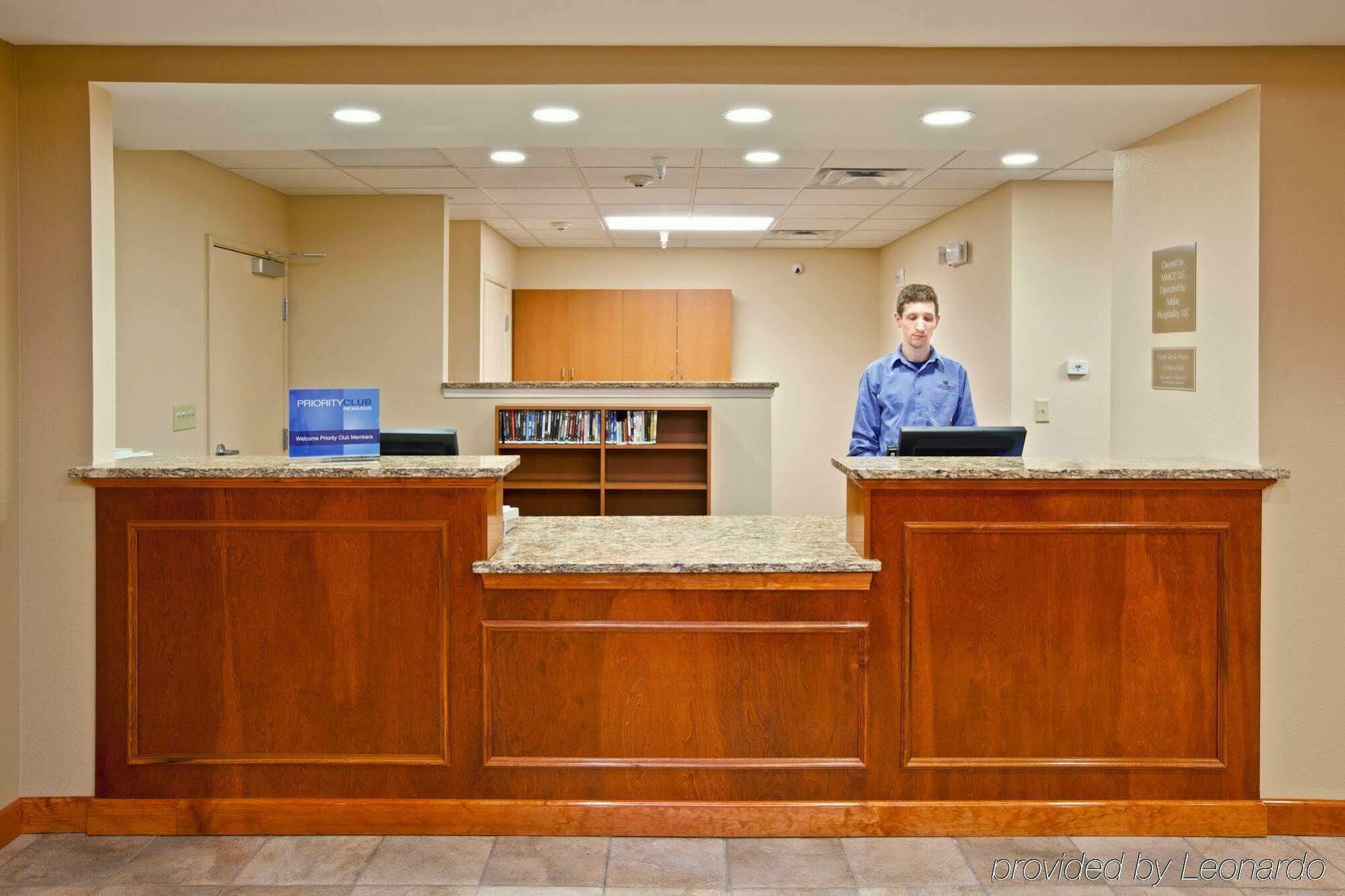 Candlewood Suites Champaign-Urbana University Area By Ihg מראה חיצוני תמונה
